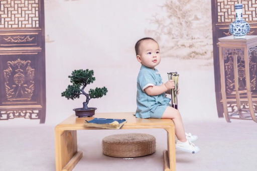 定边宝宝几个月认人 定边宝宝几个月认人